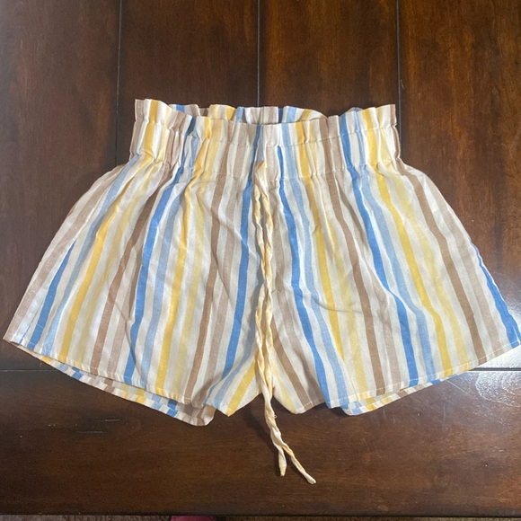 SHEIN Pants - NOW 2/$20 Women's Shorts Shein Shorts Linen Size M High Waist